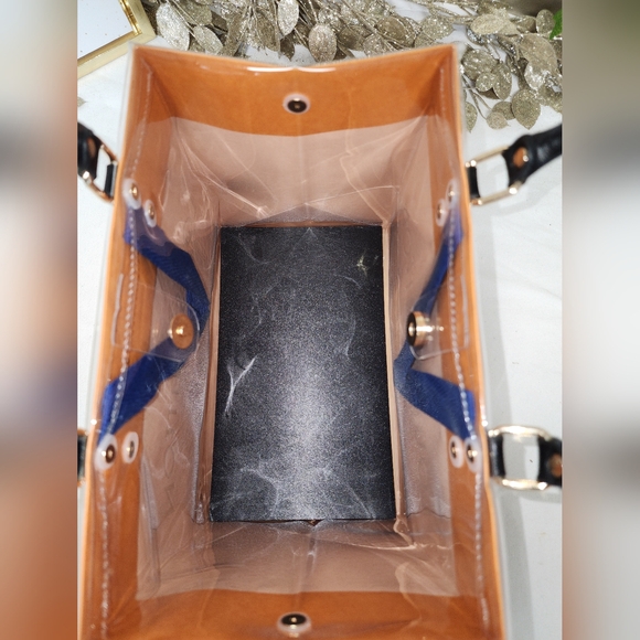 Authentic Louis Vuitton Retail Shoppiny Bag in A PVC Tote - Picture 8 of 8